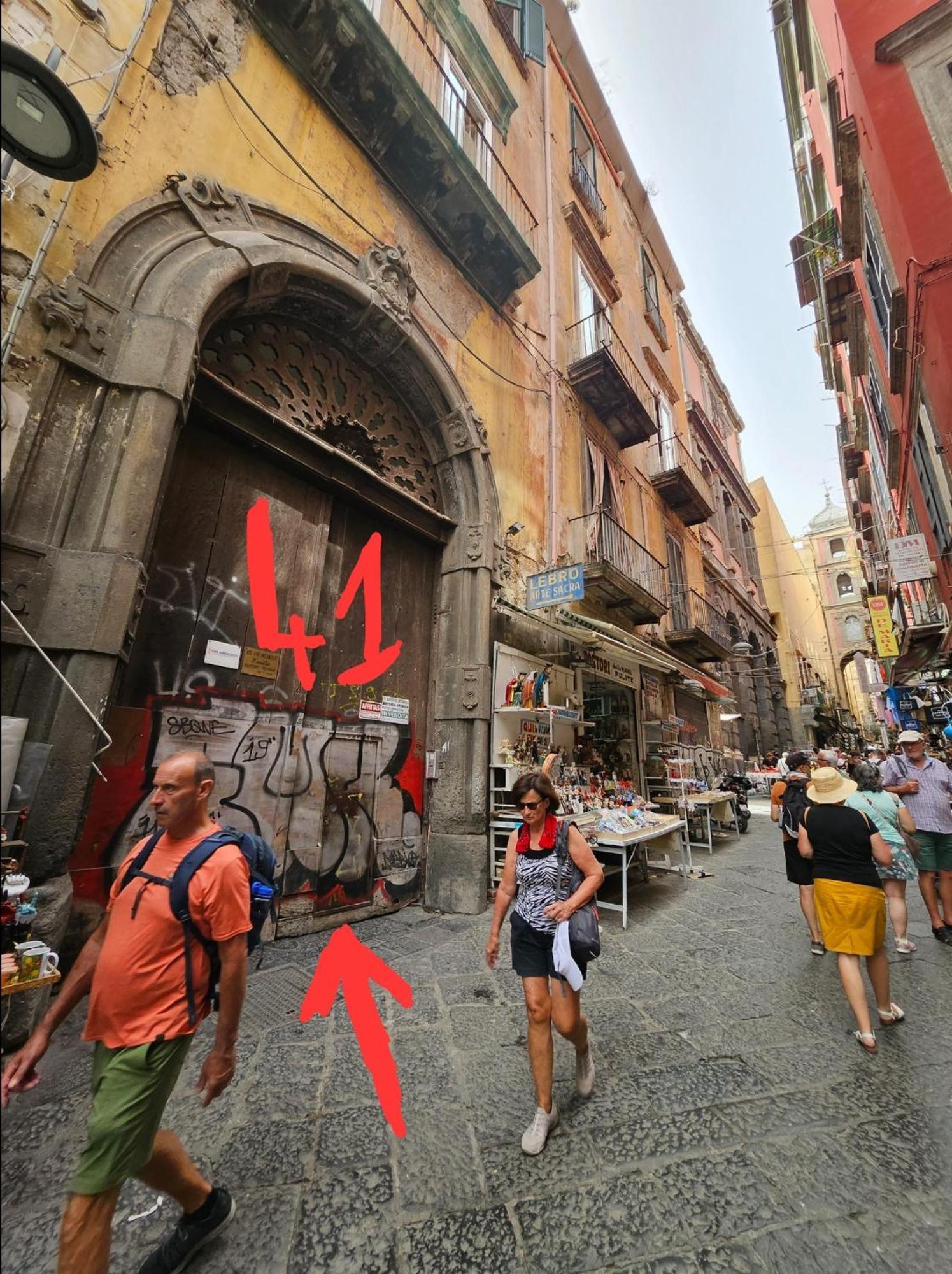 Appartamento Charlotte House Napoli Esterno foto